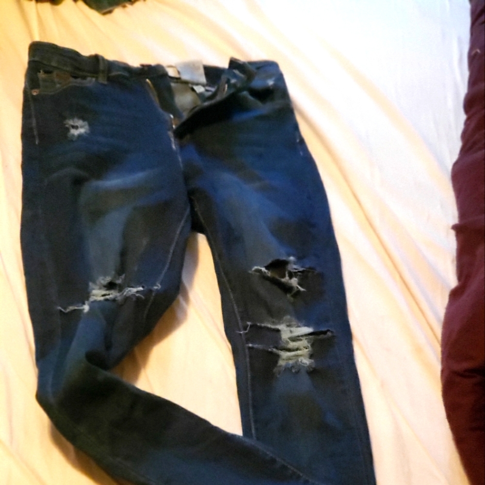 Ripped jeans